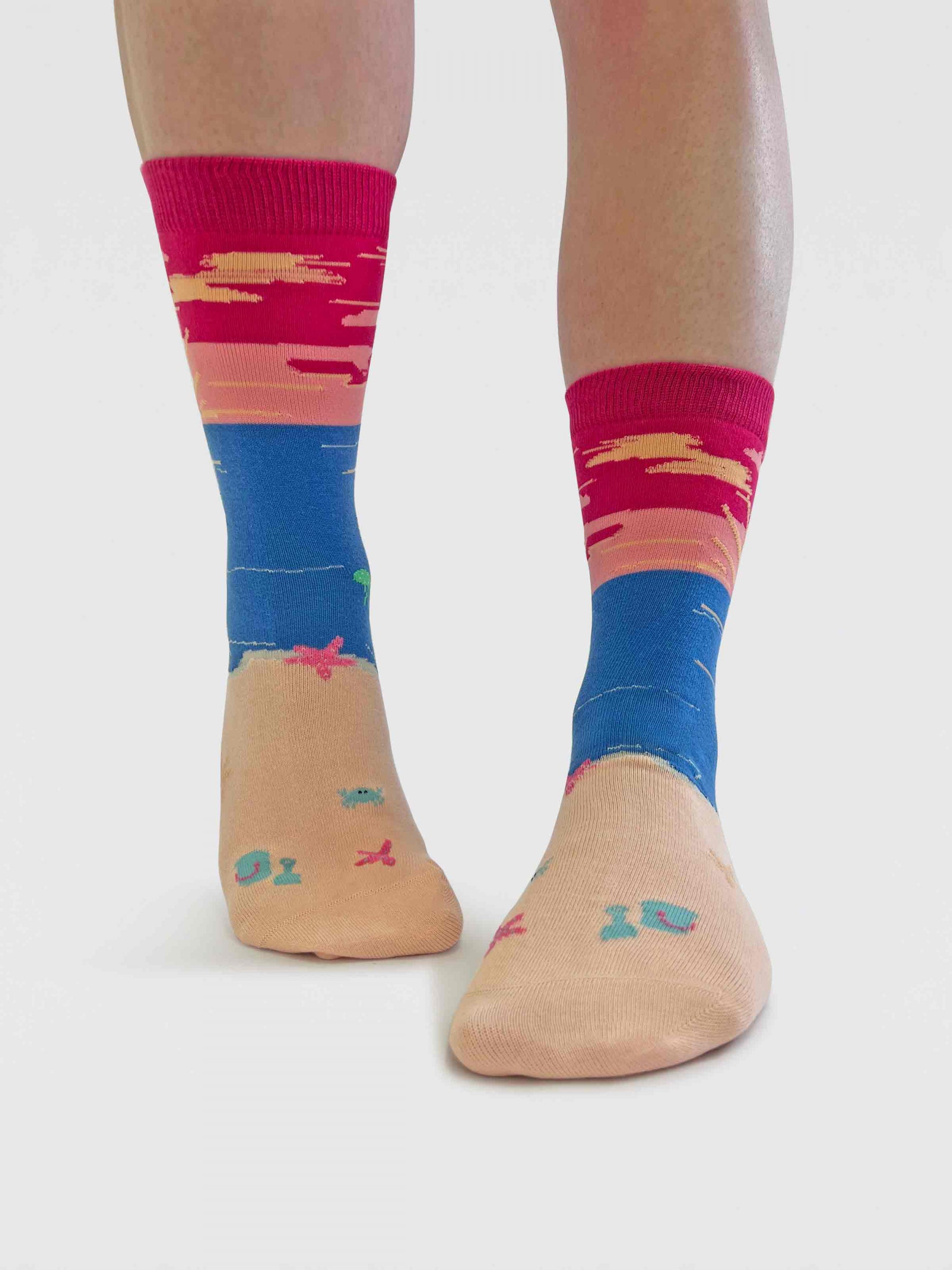 Womens Bess Beach Sunset Organic Cotton Socks - Neon Pink
