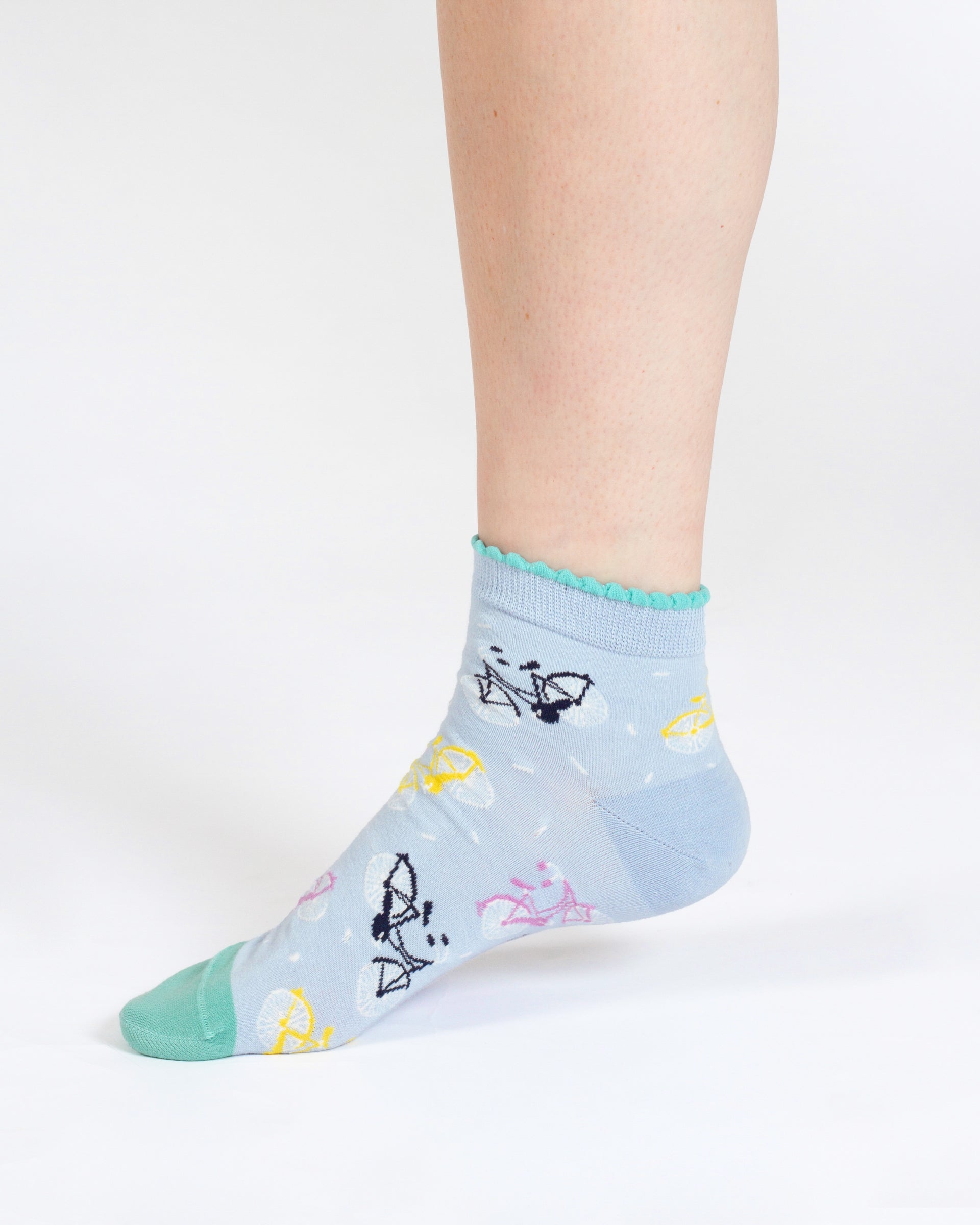 Bicycle Confetti Spot Organic Cotton Ankle Socks - Light Blue/Green