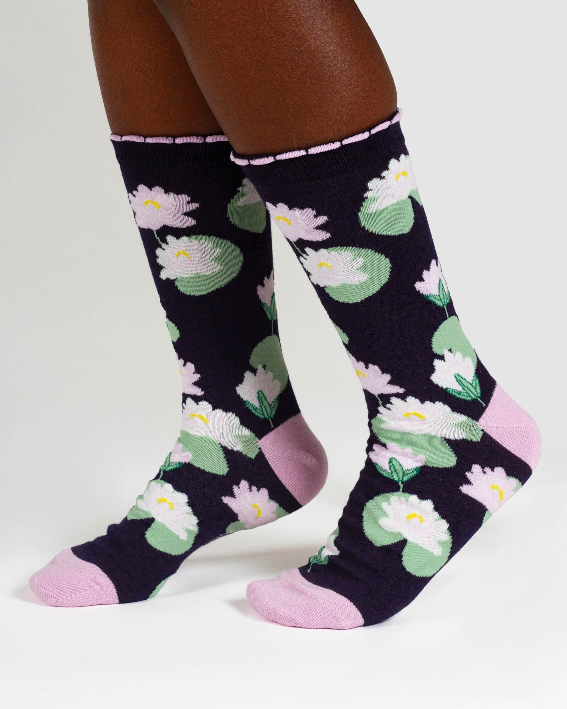 Womens July Birth Flower Sock - Water-Lily