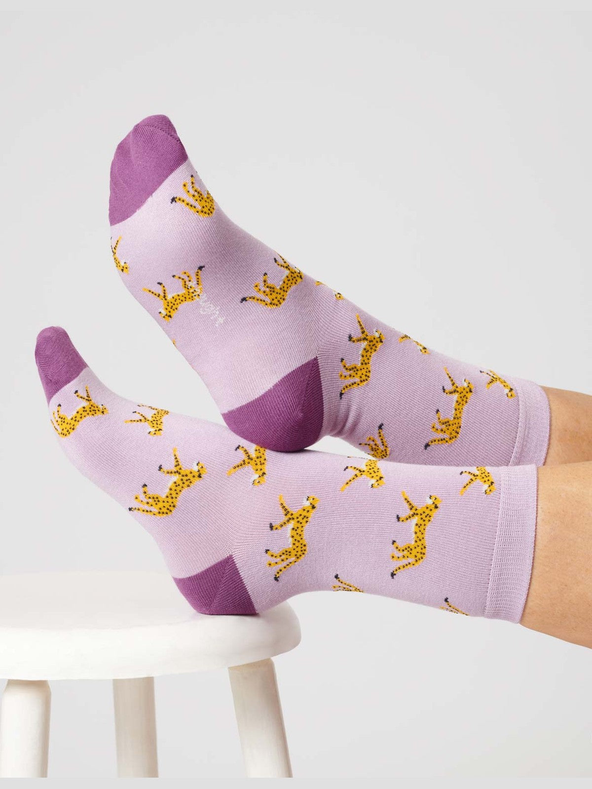 Womens Leopard Bamboo Socks - Dusk Lilac