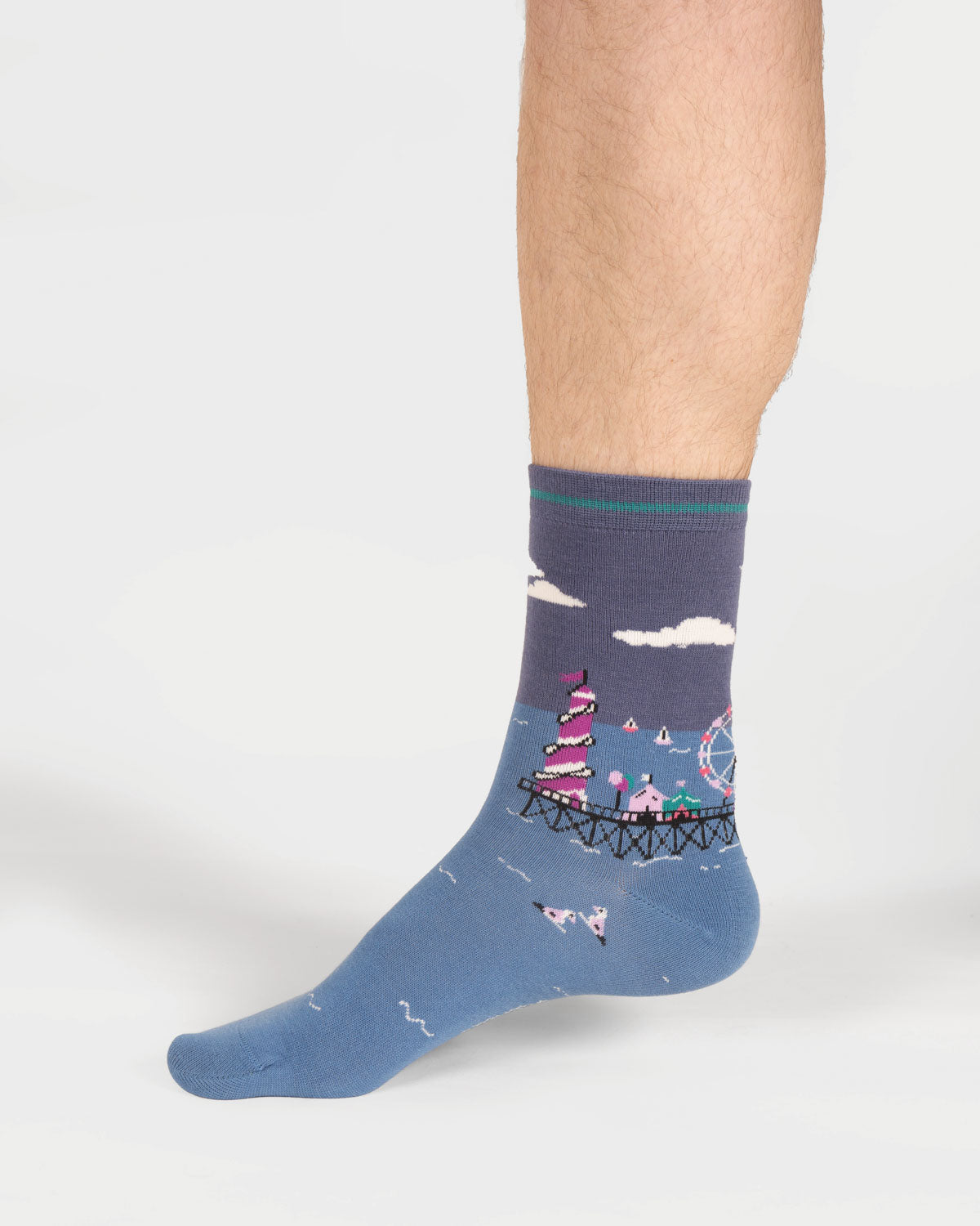 Mens Waterfront Scene Organic Cotton Socks - Lagoon Green