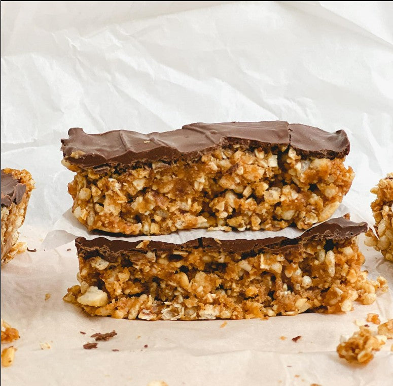 Raw recipe: chocolate nut crispy slices