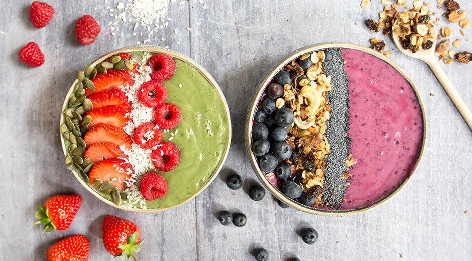 Emma-Harrel-Summer-Smoothie-Bowl-blog-thoughts-BANNER