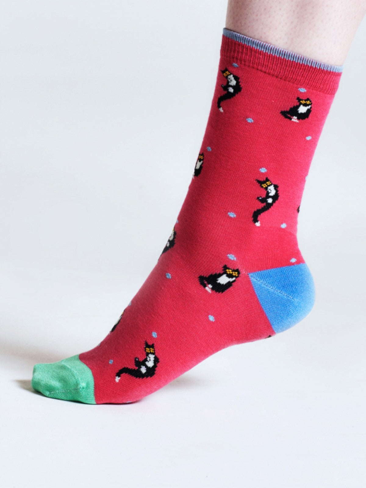 Serafina Cat Bamboo Socks - Radish Pink