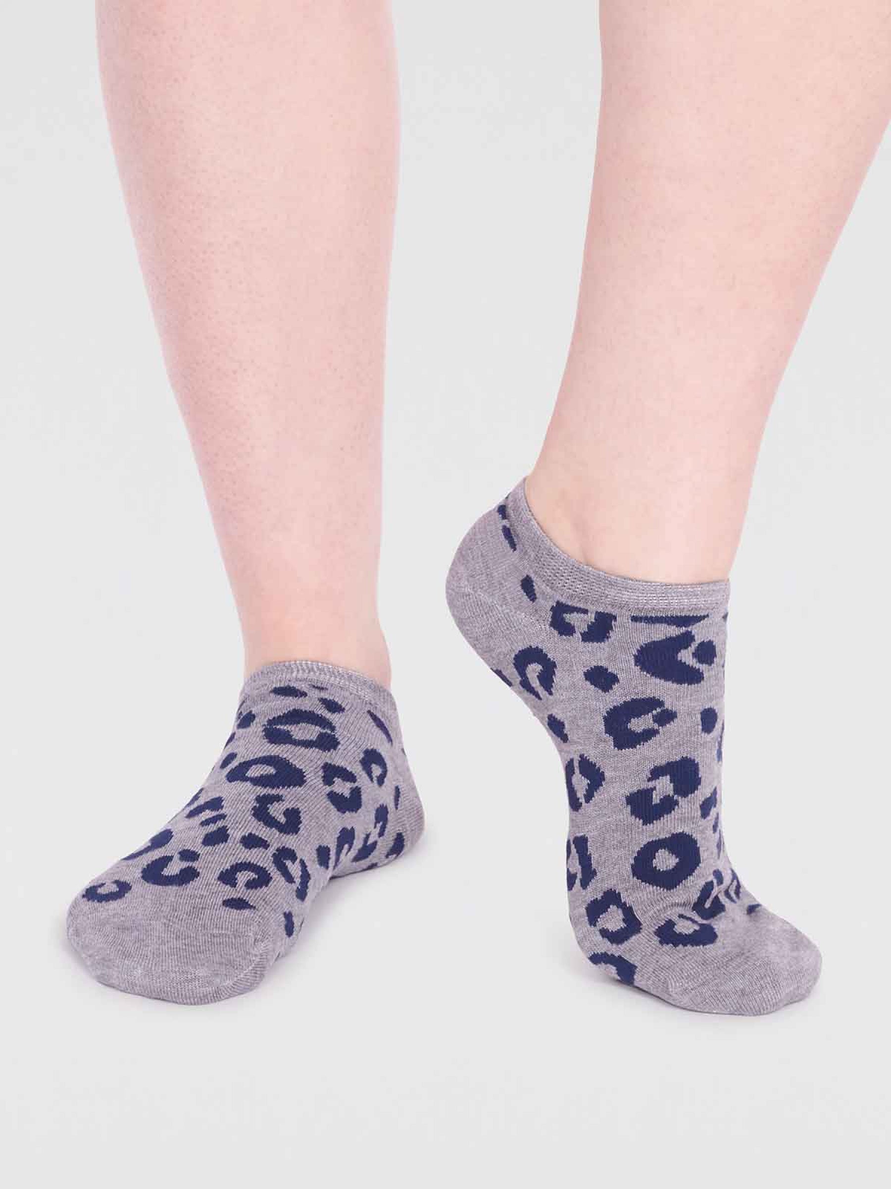 Reese Bamboo Leopard Print Trainer Socks - Grey Marle