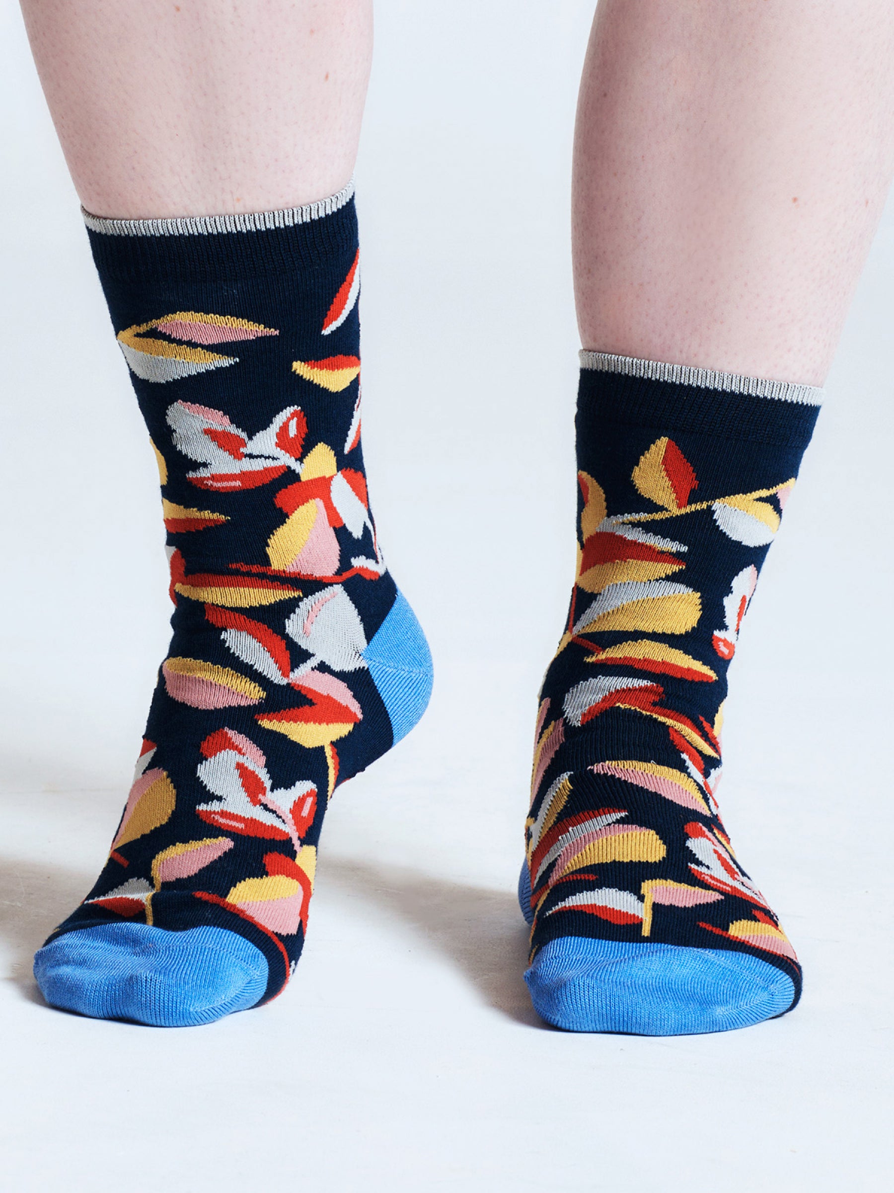 Isabel Floral Bamboo Socks - Navy